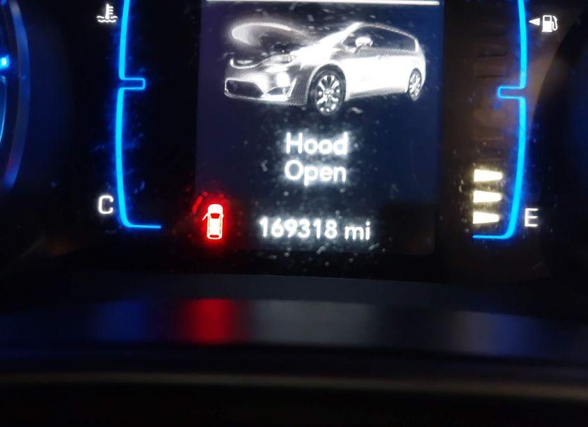 Photo 15 of 2018 Chrysler Pacifica TOURING L (VIN 2C4RC1BG0JR261845)