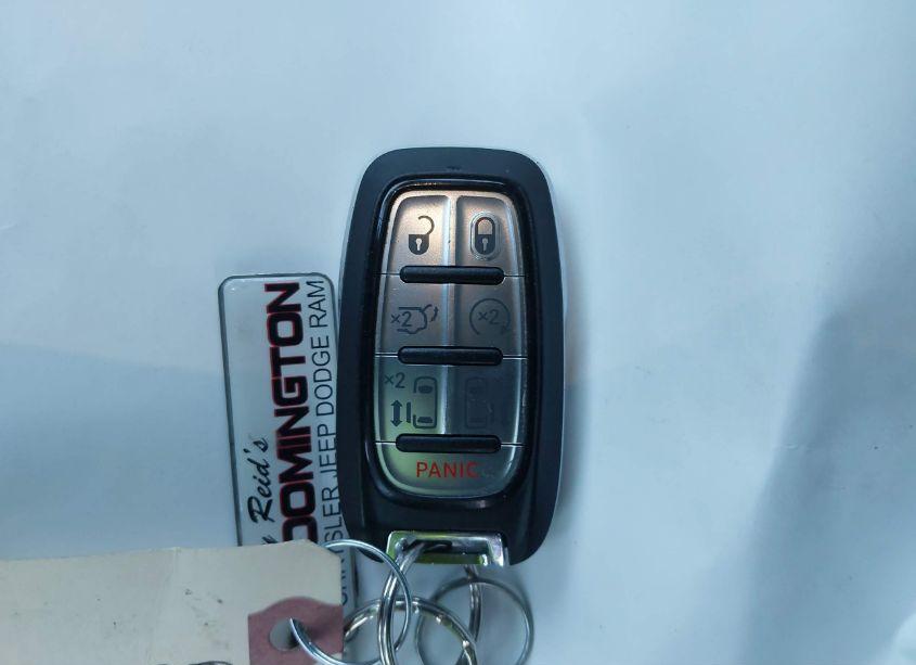 Photo 11 of 2018 Chrysler Pacifica TOURING L (VIN 2C4RC1BG0JR322739)