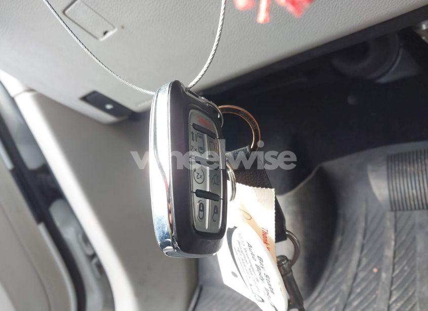 Photo 11 of 2019 Chrysler Pacifica TOURING L (VIN 2C4RC1BG0KR526023)