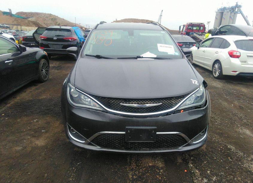 Photo 13 of 2019 Chrysler Pacifica TOURING L (VIN 2C4RC1BG0KR550516)