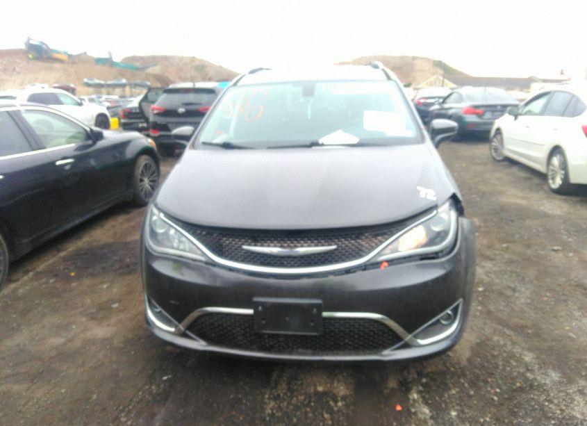 Photo 6 of 2019 Chrysler Pacifica TOURING L (VIN 2C4RC1BG0KR550516)