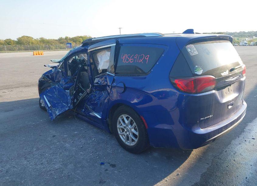 Photo 3 of 2020 Chrysler Pacifica TOURING L (VIN 2C4RC1BG0LR272718)