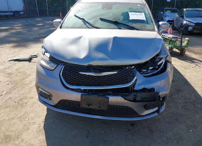 Photo 6 of 2021 Chrysler Pacifica TOURING L (VIN 2C4RC1BG0MR527577)