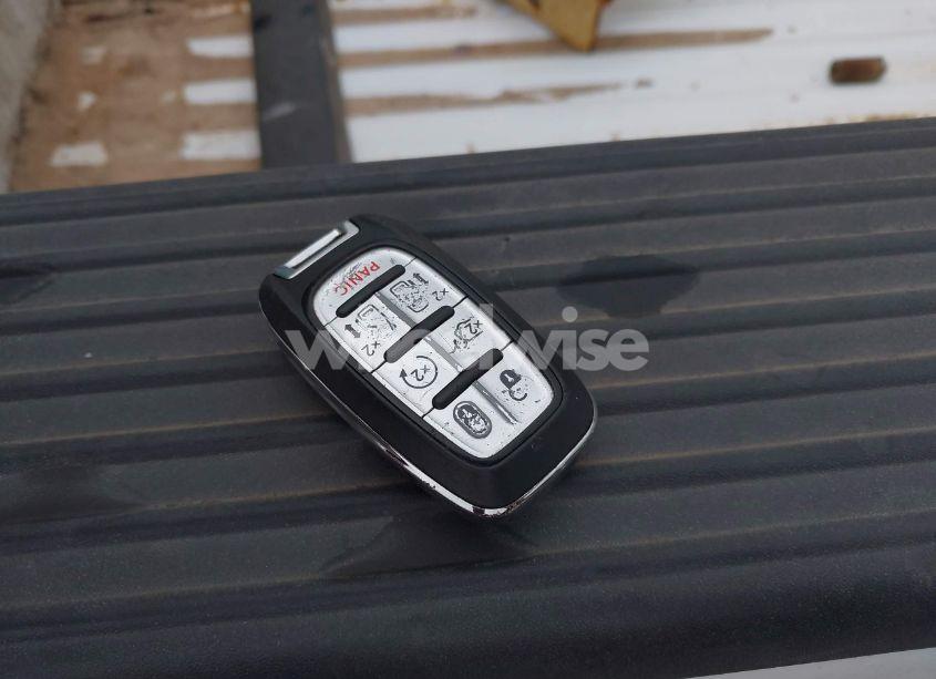 Photo 11 of 2021 Chrysler Pacifica TOURING L (VIN 2C4RC1BG0MR574477)