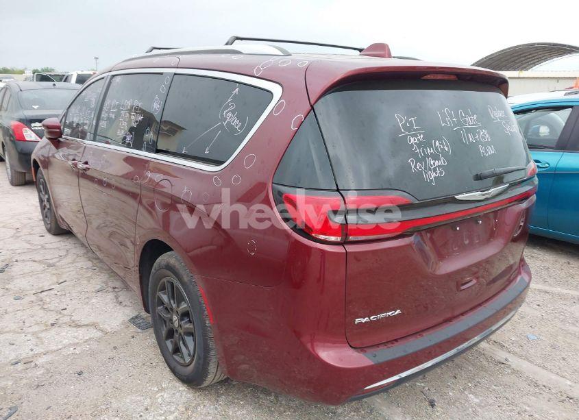 Photo 3 of 2021 Chrysler Pacifica TOURING L (VIN 2C4RC1BG0MR574477)