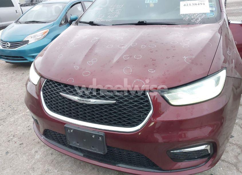 Photo 6 of 2021 Chrysler Pacifica TOURING L (VIN 2C4RC1BG0MR574477)