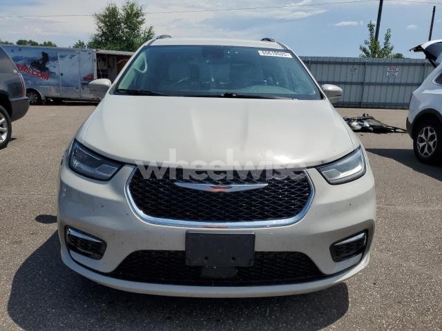 Photo 5 of 2021 CHRYSLER PACIFICA TOURING L (VIN 2C4RC1BG0MR576598)