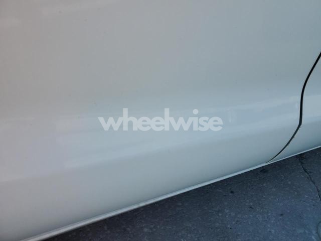 2022 CHRYSLER PACIFICA TOURING L (VIN 2C4RC1BG0NR123597) main photo