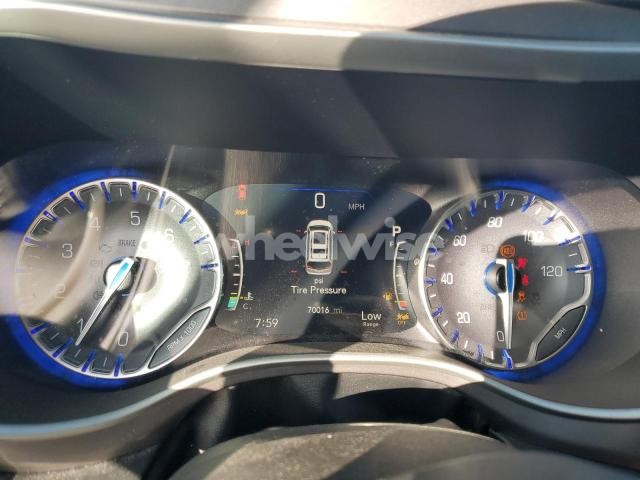 Photo 13 of 2022 CHRYSLER PACIFICA TOURING L (VIN 2C4RC1BG0NR123597)