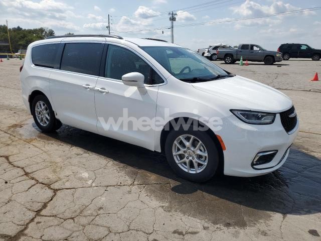 Photo 11 of 2022 CHRYSLER PACIFICA TOURING L (VIN 2C4RC1BG0NR150850)