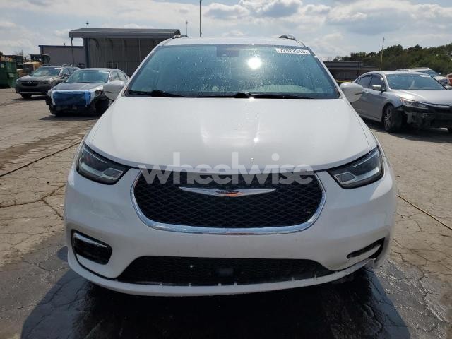 Photo 13 of 2022 CHRYSLER PACIFICA TOURING L (VIN 2C4RC1BG0NR150850)