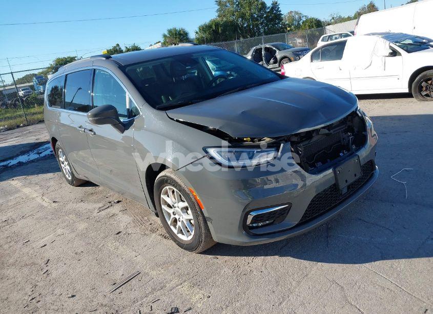 2022 Chrysler Pacifica TOURING L (VIN 2C4RC1BG0NR157717) main photo