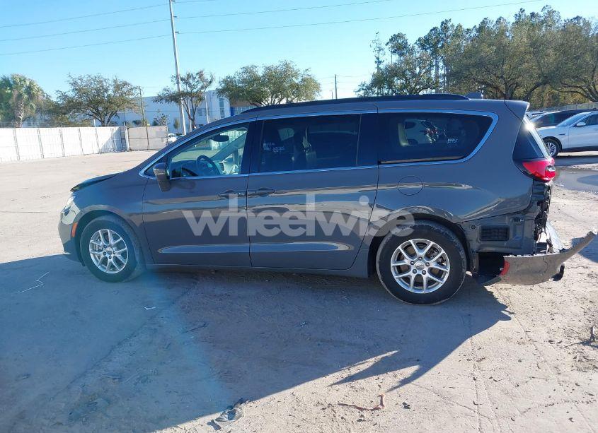 Photo 14 of 2022 Chrysler Pacifica TOURING L (VIN 2C4RC1BG0NR157717)