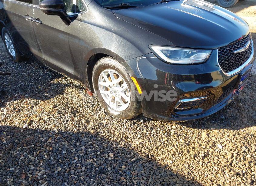 Photo 13 of 2022 Chrysler Pacifica TOURING L (VIN 2C4RC1BG0NR162464)