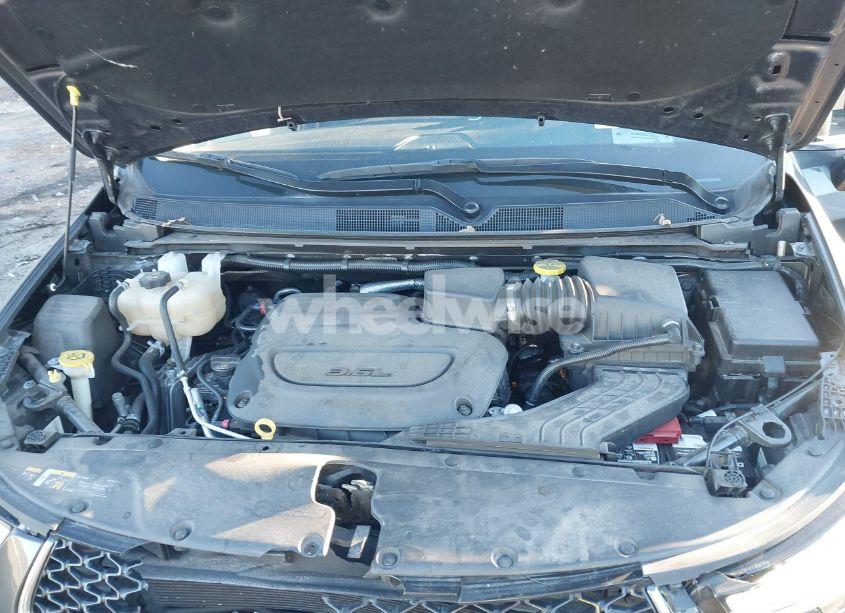 Photo 10 of 2022 Chrysler Pacifica TOURING L (VIN 2C4RC1BG0NR179362)