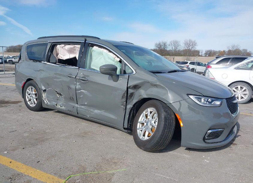 2022 Chrysler Pacifica TOURING L (VIN 2C4RC1BG0NR197599) main photo
