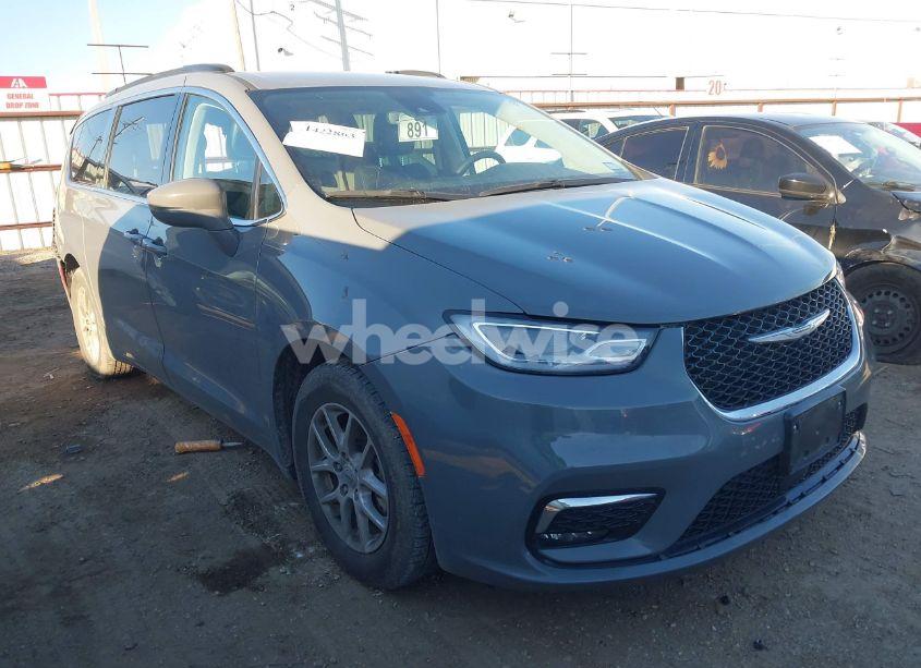 2022 Chrysler Pacifica TOURING L (VIN 2C4RC1BG0NR233663) main photo