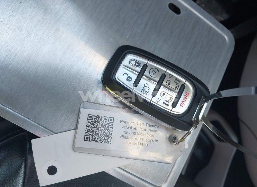 Photo 11 of 2022 Chrysler Pacifica TOURING L (VIN 2C4RC1BG0NR233663)