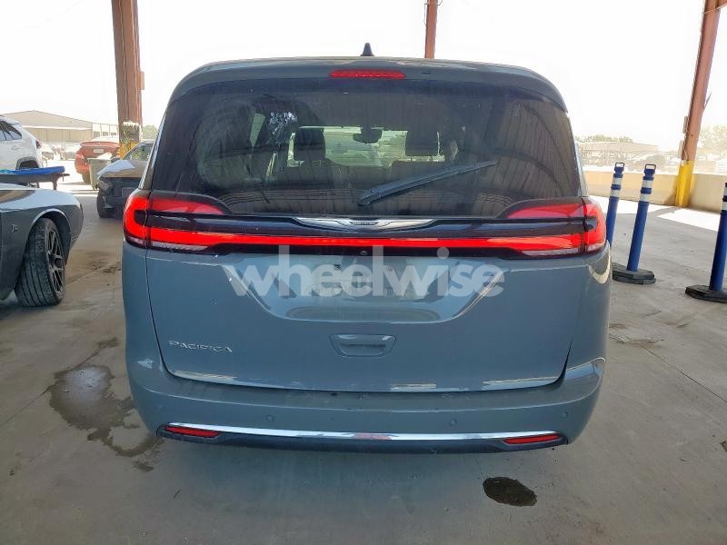Photo 2 of 2023 CHRYSLER PACIFICA TOURING L (VIN 2C4RC1BG0PR529284)
