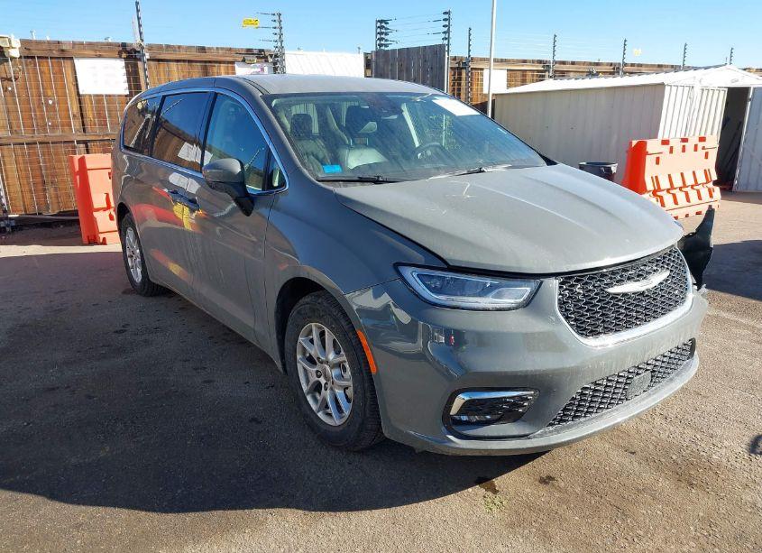 2023 Chrysler Pacifica TOURING L (VIN 2C4RC1BG0PR577254) main photo