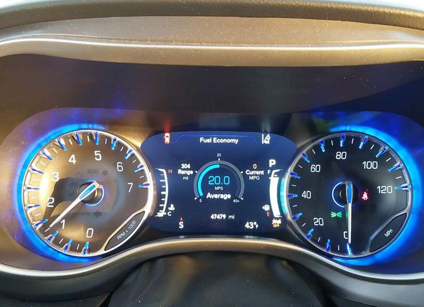 Photo 7 of 2023 Chrysler Pacifica TOURING L (VIN 2C4RC1BG0PR594555)