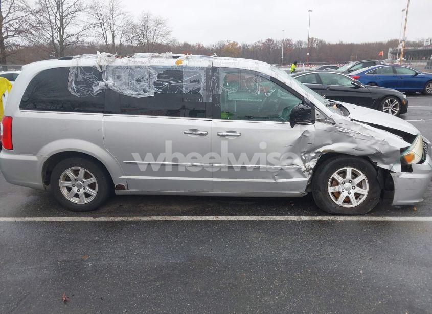 Photo 14 of 2012 Chrysler Town & COUNTRY TOURING (VIN 2C4RC1BG1CR119121)