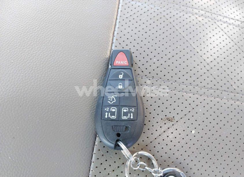 Photo 11 of 2012 Chrysler Town & COUNTRY TOURING (VIN 2C4RC1BG1CR185913)