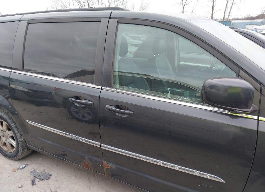 Photo 13 of 2012 Chrysler Town & COUNTRY TOURING (VIN 2C4RC1BG1CR186673)