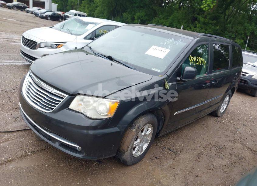 Photo 2 of 2012 Chrysler Town & COUNTRY TOURING (VIN 2C4RC1BG1CR188486)