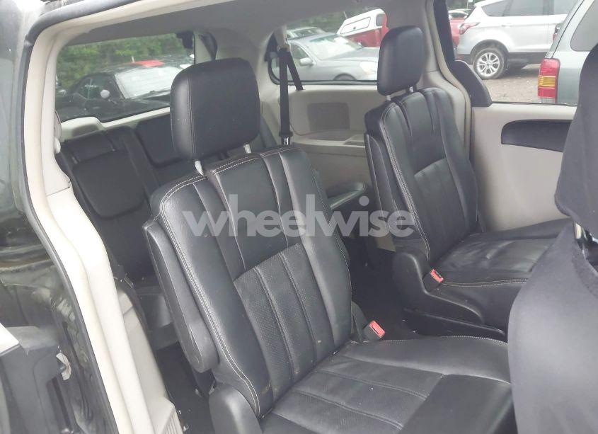 Photo 8 of 2012 Chrysler Town & COUNTRY TOURING (VIN 2C4RC1BG1CR188486)