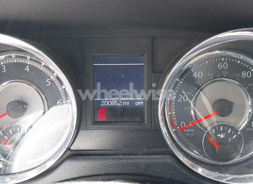 Photo 7 of 2012 Chrysler Town & COUNTRY TOURING (VIN 2C4RC1BG1CR188505)