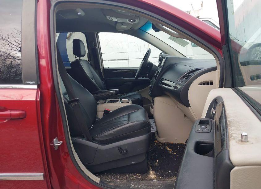 Photo 5 of 2012 Chrysler Town & COUNTRY TOURING (VIN 2C4RC1BG1CR190030)