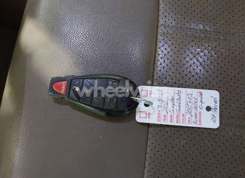 Photo 11 of 2012 Chrysler Town & COUNTRY TOURING (VIN 2C4RC1BG1CR200703)