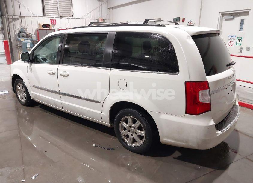 Photo 3 of 2012 Chrysler Town & COUNTRY TOURING (VIN 2C4RC1BG1CR200703)