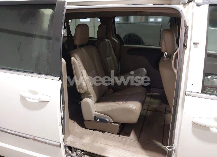 Photo 8 of 2012 Chrysler Town & COUNTRY TOURING (VIN 2C4RC1BG1CR200703)