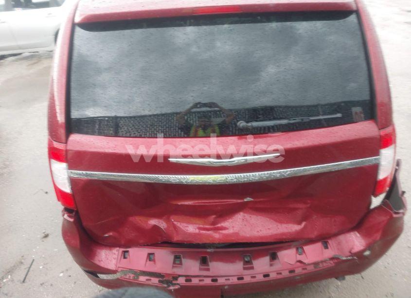 Photo 6 of 2012 Chrysler Town & COUNTRY TOURING (VIN 2C4RC1BG1CR252610)