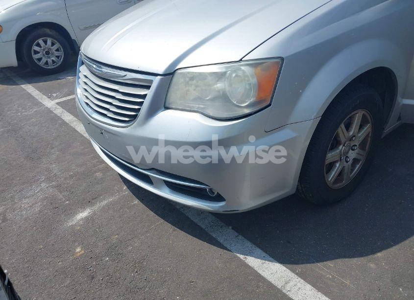 Photo 6 of 2012 Chrysler Town & COUNTRY TOURING (VIN 2C4RC1BG1CR337253)