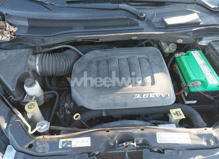 Photo 10 of 2013 Chrysler Town & COUNTRY TOURING (VIN 2C4RC1BG1DR555288)