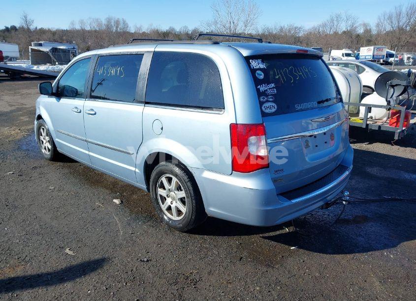 Photo 3 of 2013 Chrysler Town & COUNTRY TOURING (VIN 2C4RC1BG1DR555288)