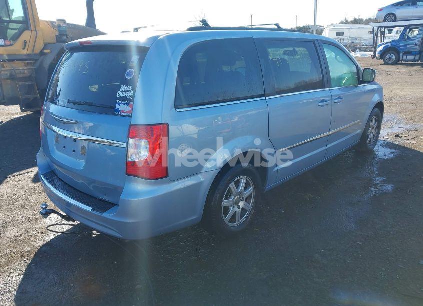 Photo 4 of 2013 Chrysler Town & COUNTRY TOURING (VIN 2C4RC1BG1DR555288)