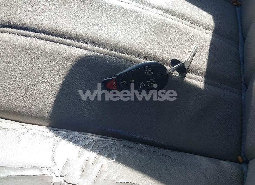 Photo 11 of 2013 Chrysler Town & COUNTRY TOURING (VIN 2C4RC1BG1DR559017)