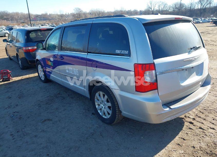 Photo 3 of 2013 Chrysler Town & COUNTRY TOURING (VIN 2C4RC1BG1DR559017)