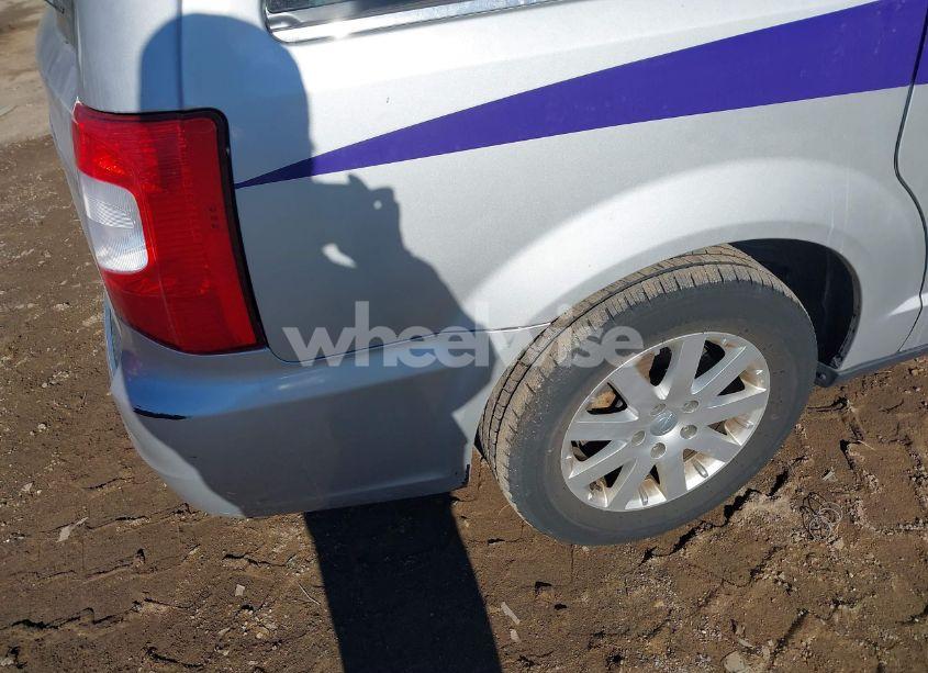 Photo 6 of 2013 Chrysler Town & COUNTRY TOURING (VIN 2C4RC1BG1DR559017)