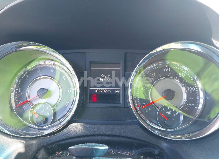 Photo 7 of 2013 Chrysler Town & COUNTRY TOURING (VIN 2C4RC1BG1DR559017)