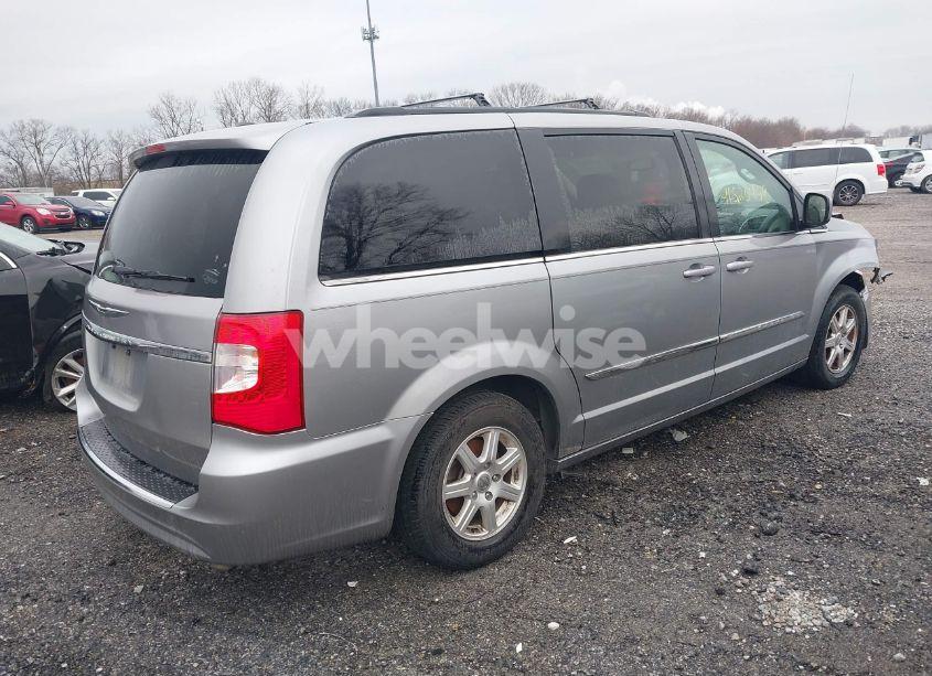 Photo 4 of 2013 Chrysler Town & COUNTRY TOURING (VIN 2C4RC1BG1DR576979)