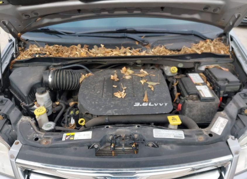 Photo 10 of 2013 Chrysler Town & COUNTRY TOURING (VIN 2C4RC1BG1DR577386)