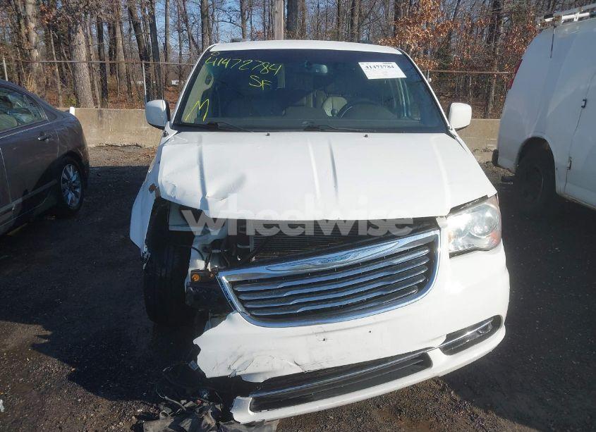 Photo 12 of 2013 Chrysler Town & COUNTRY TOURING (VIN 2C4RC1BG1DR621435)