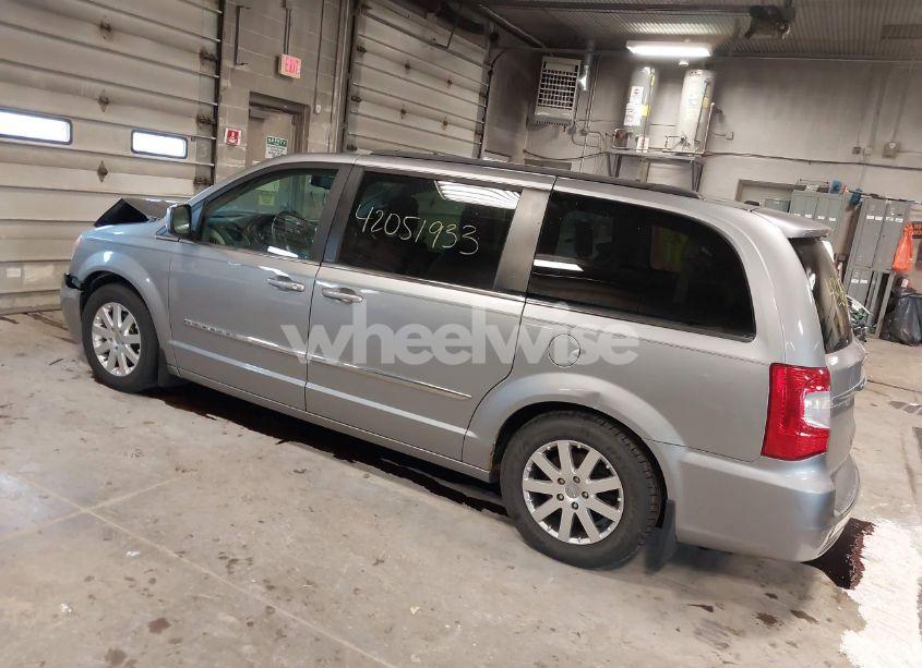 Photo 3 of 2013 Chrysler Town & COUNTRY TOURING (VIN 2C4RC1BG1DR646691)