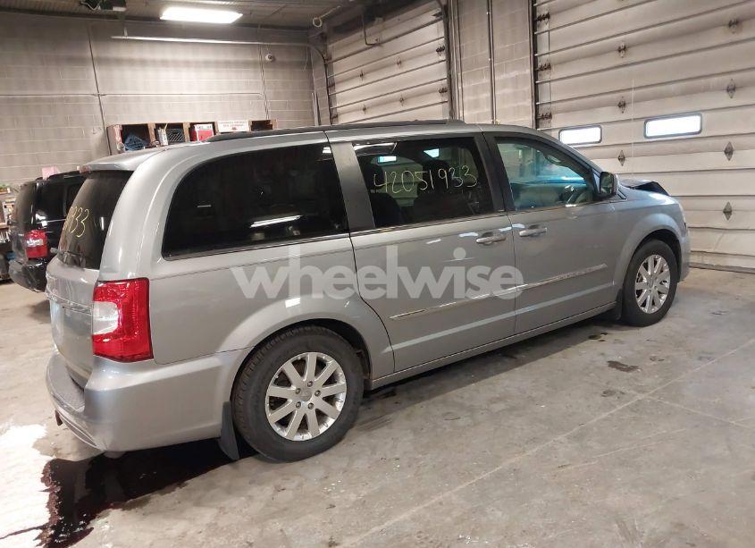 Photo 4 of 2013 Chrysler Town & COUNTRY TOURING (VIN 2C4RC1BG1DR646691)