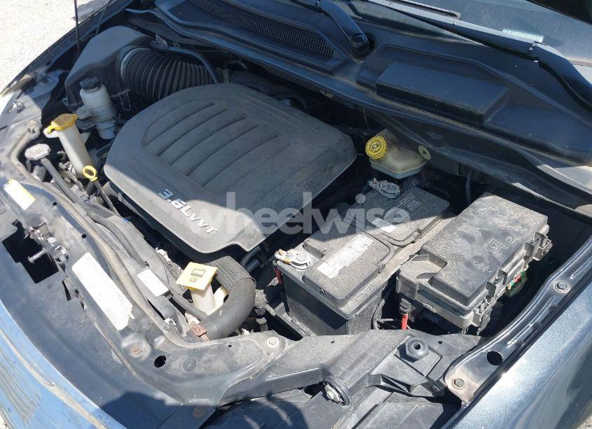 Photo 10 of 2013 Chrysler Town & COUNTRY TOURING (VIN 2C4RC1BG1DR662485)